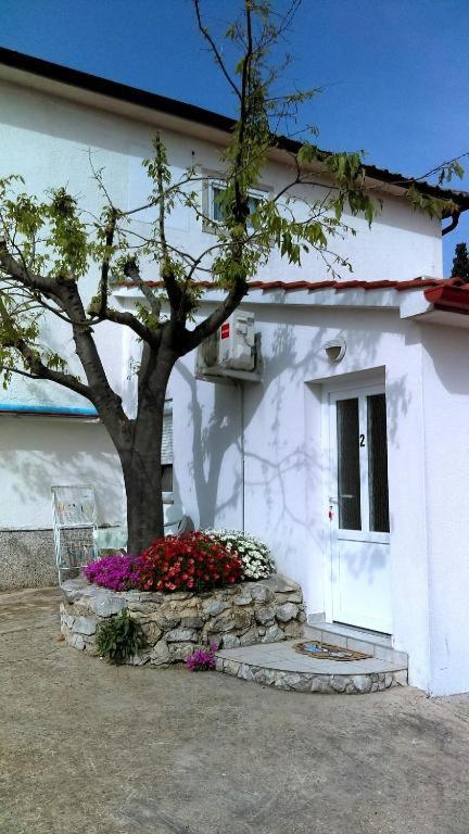 Apartments Hodanic Крк Екстер'єр фото