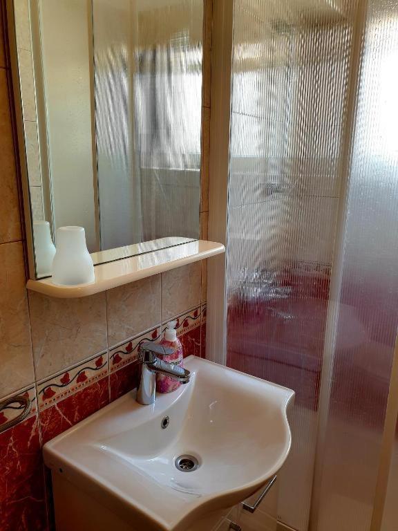 Apartments Hodanic Крк Екстер'єр фото