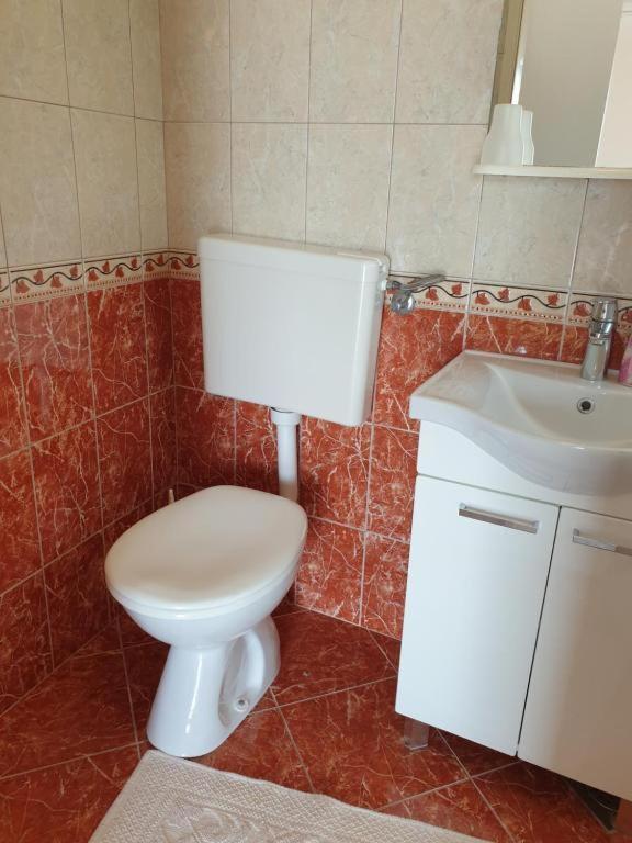 Apartments Hodanic Крк Екстер'єр фото